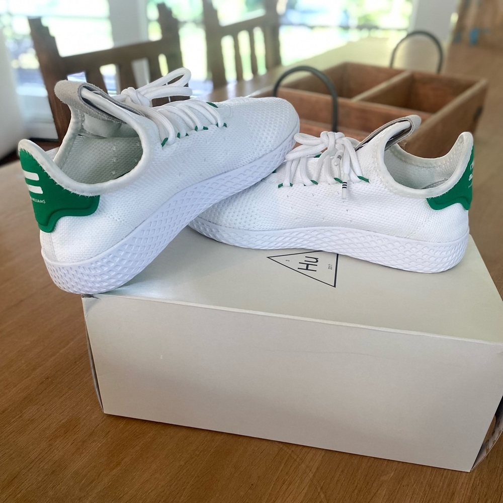 Adidas Pharrell Williams White and Green Human Race Tennis Sneakers New in Box.